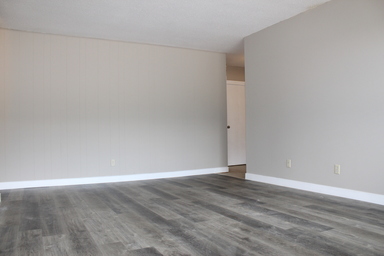 Froom Apartments